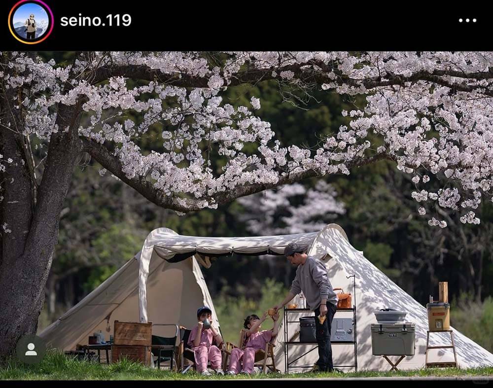 Camping life of Japanese and Korean campers